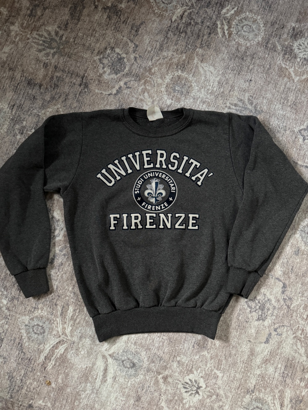 Vintage 1990s dark grey crewneck sweatshirt Università Firenze Small